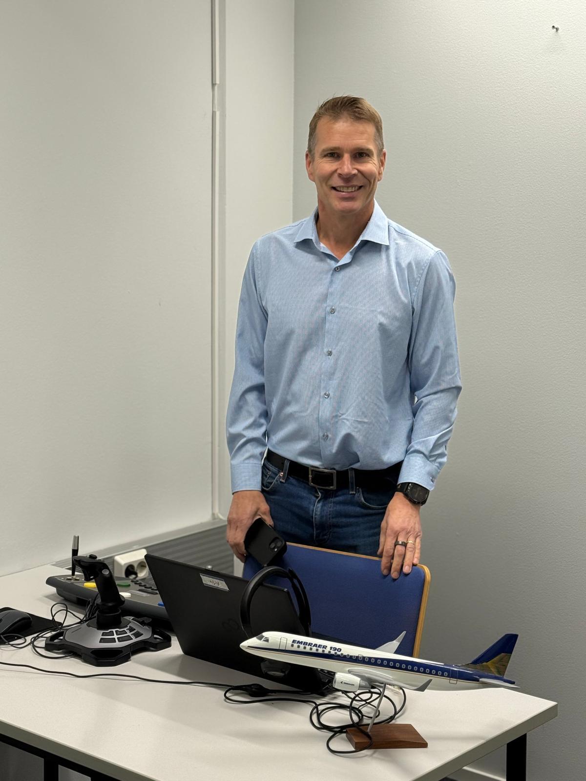 Selex Oy: Aki Järvi